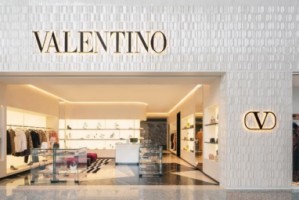 职场霸凌？ 华伦天奴大中华区CEO，遭多员工联名举报 | 贵圈