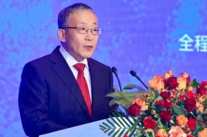 于学军：当前AI是否有泡沫？黄仁勋说的发展是真的 我看泡沫也是真的