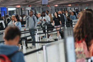 美国将要求部分游客提供过去 5 年的社交媒体记录