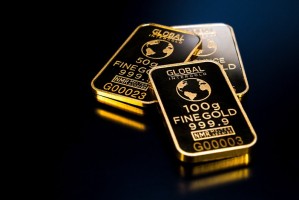 纸黄金和黄金积存哪个更适合普通投资者？